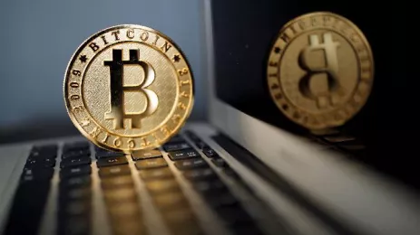 Mengenal Apa Itu Bitcoin, Bagaimana Hukum Nya..?
