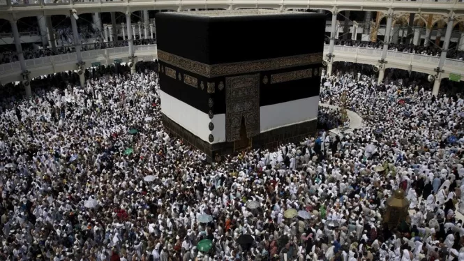 Hukum Haji dan Umrah bagi Umat Islam